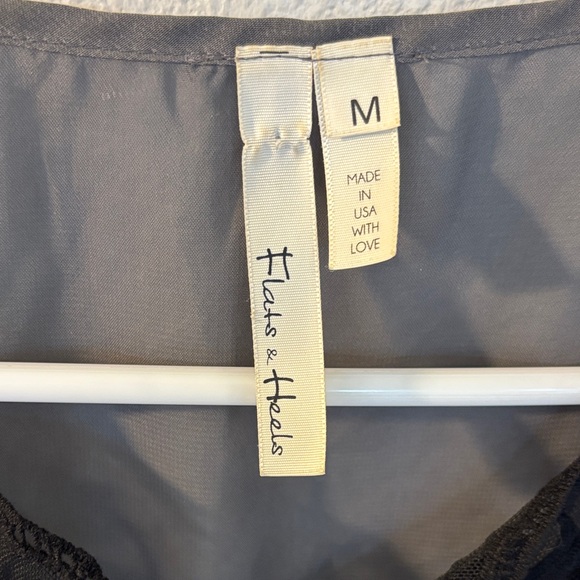 Black and Gray Sleeveless Top with Lace Detail -59sku - Picture 2 of 4